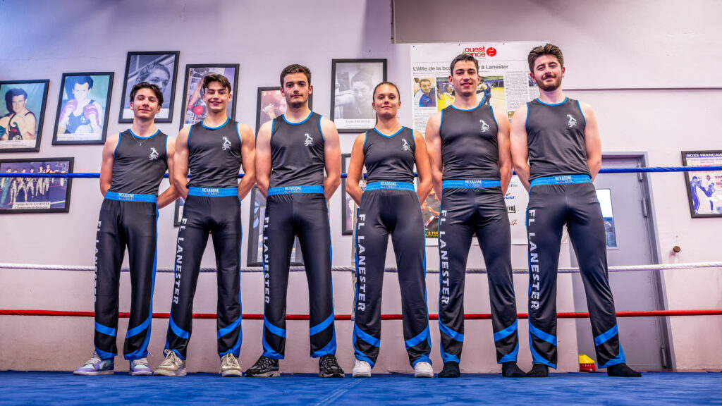 Tenue-personnalisée-boxe-française-club