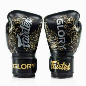 Gants de Boxe d’entrainement FAIRTEX X GLORY Black/Gold – Offre partenaire club -10%