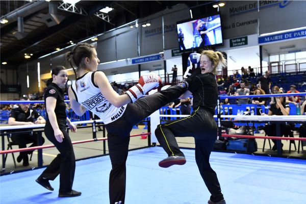 compétition de savate boxe française hexagone combat tenues personnalisées de savate boxe française