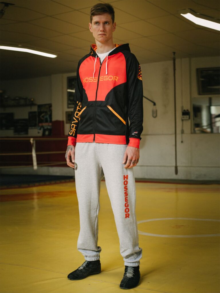 photo-sweat-manche-personnalisé-hossegor-boxe-hexagone-combat