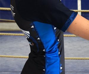Tshirt femme zoom logo coté
